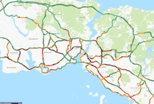 İstanbul yağmurlu bir güne uyandı, trafik yoğunluğu yüzde 80 oldu