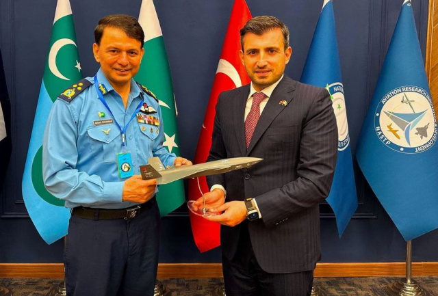 Tümgeneralden sürpriz çıkış: Nükleer başlıklarımız Türkiye için hazır