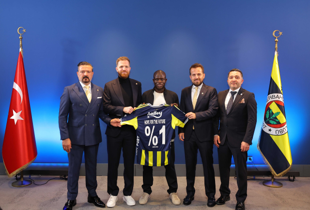 Kante'nin oturduğu evi duyanlar hayret edi+yor