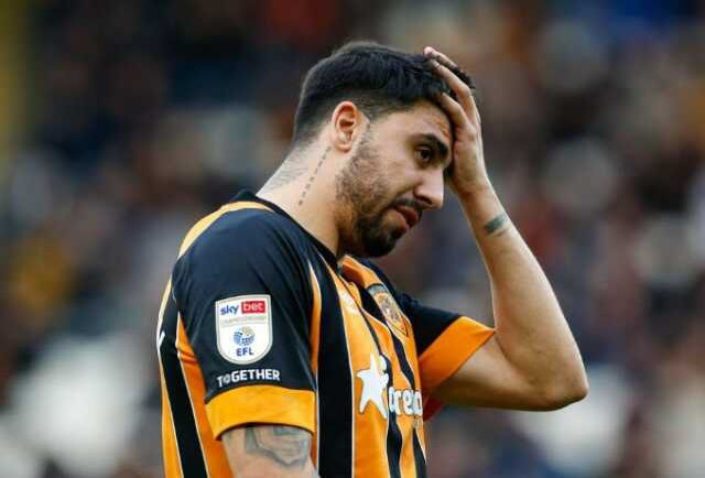 Ozan Tufan yıllardır Liam Rosenior'u bekliyormuş! İngiltere'de rekor kırdı