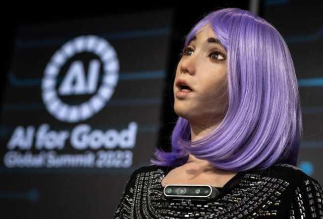 Yapay Zeka robotlarından şaşırtan cevaplar! 2 tanesinin dünya ile ilgili söyledikleri çok ürkütücü