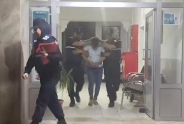 Salamura Zeytin Tankına Girip Zeytinleri Sepetleyen Şahıs Adli Kontrol Şartıyla Serbest Bırakıldı