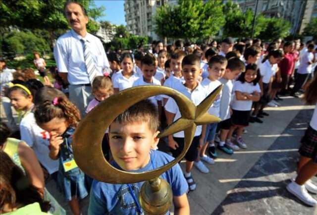 SINIF ANNESİ UYGULAMASI KALDIRILDI MI? Okullarda 'Sınıf Annesi' yasaklandı mı, neden kaldırılıyor? MEB 'Sınıf Annesi' açıklaması nedir?