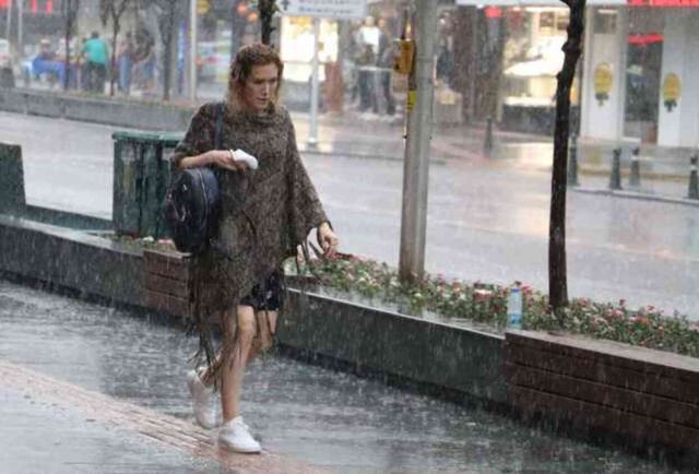 Meteoroloji 29 il için sarı alarm verdi! Şırnak dışındaki tüm illerde sağanak bekleniyor