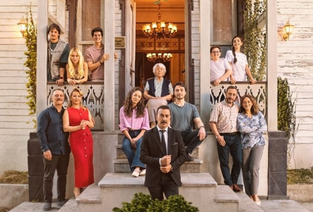 Aile Saadeti Konusu ve Hikayesi