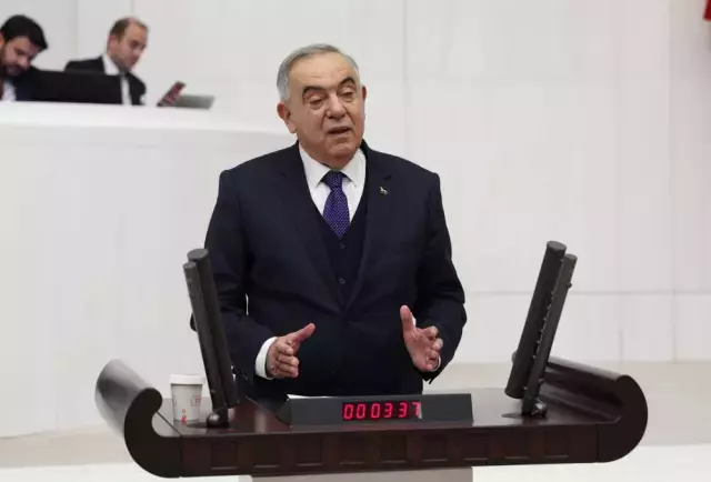 Demokrat Parti İzmir Milletvekili Haydar Altıntaş.