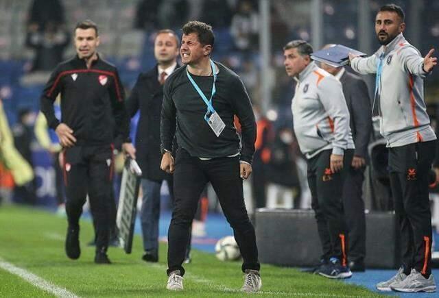 Emre Belözoğlu'ndan müthiş istatistik! Üç büyüklerle farkı kapattı