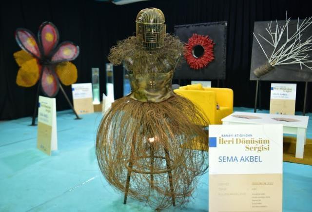 Herkes önünde fotoğraf çektiriyor! Bu aynanın gerçek hikayesini öğrenenler 'Yok artık' diyor