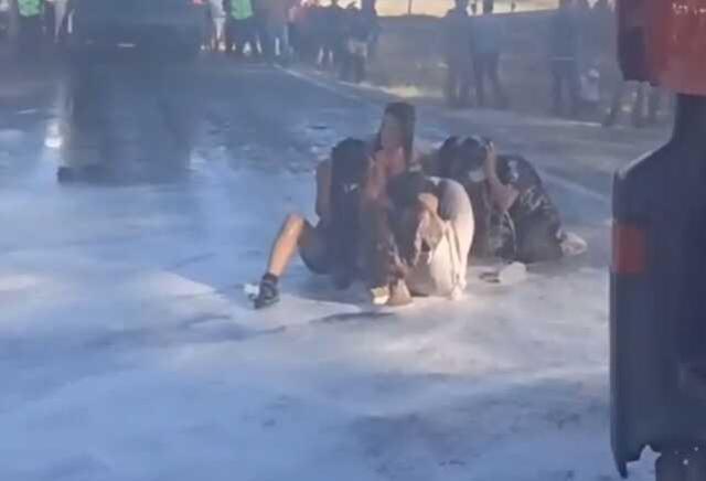 Akbelen'de ortalık karıştı! Alana gitmek isteyen çevrecilere tazyikli su ile müdahale edildi, gözaltına alınanlar var