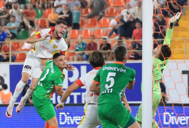 Fenerbahçe- Alanyaspor maçı ne zaman? Fenerbahçe- Alanyaspor maçı saat kaçta, hangi kanalda?