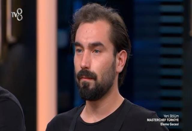 Masterchef'te elenen isim kim oldu? 23-24 Ekim Masterchef eleme gecesinde kim elendi? Atike mi? Fatma Nur mu? Tayfun mu?