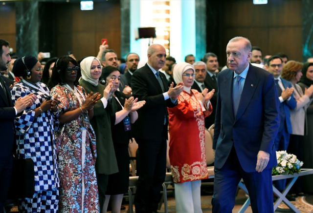 Cumhurbaşkanı Erdoğan: Türkiye'nin doğurganlık hızı tarihte ilk kez 1.48'e geriledi, bu bir felaket