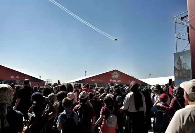 Teknofest'te SOLOTÜRK'ten nefes kesen gösteri