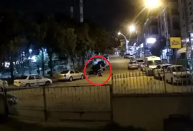 Eski sevgilisini sokak ortasında öldüresiye dövdü: Kafatasının yarısı karnının içine gömüldü