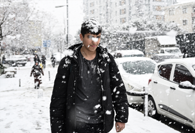 Meteoroloji'den yeni uyarı: Şehir merkezlerine kar yağacak