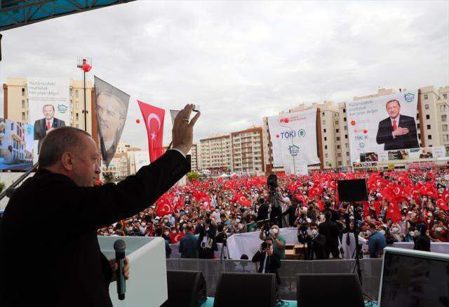 Cumhurbaşkanı Erdoğan, 'Önümüzde 2 hedef var' diyerek müjdeyi verdi: 2023'e kadar milletimizin hizmetine sunacağız