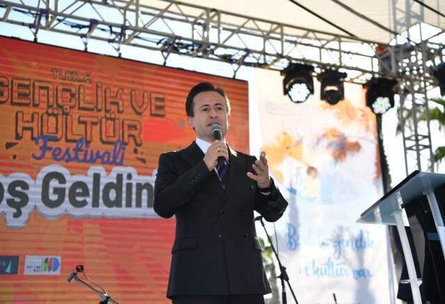 Tuzla Belediyesi, Türkiye'nin yedi bölgesinden gelen ustalarla gençleri buluşturuyor