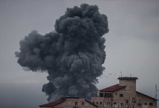 İsrail'den Gazze'ye hava bombardımanı! Can kayıpları artıyor