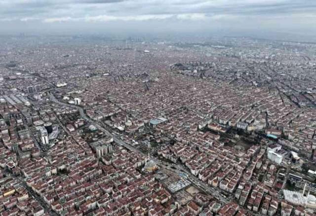 Olası İstanbul depreminde ortalık mahşer yerine dönecek! 3 ilçenin havadan çekilen görüntüsü endişelendirdi