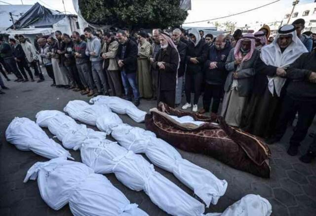 Gazze'de can kaybı 23 bine dayandı, zulmü görmezden gören İsrailli uzmanın hedefinde ise Filistinlilere el uzatan kurum var