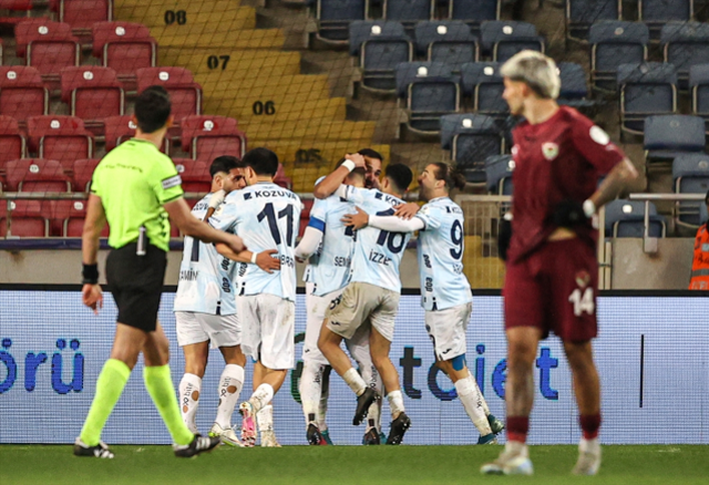 Herkes bu futbolcuyu konuşuyor: 16 yaşında Süper Lig tarihine geçti