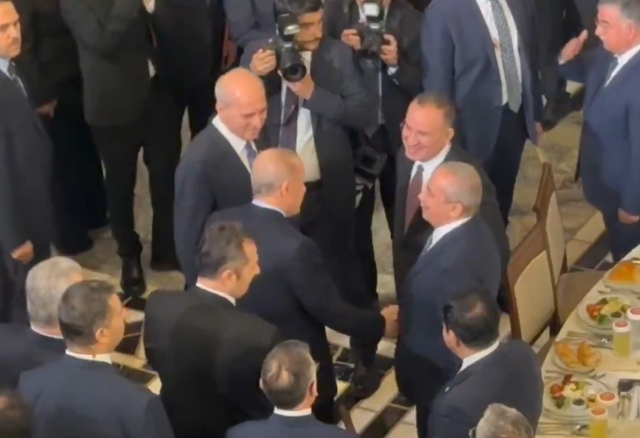 Cumhurbaşkanı Erdoğan, Sırrı Süreyya Önder ile sohbet etti