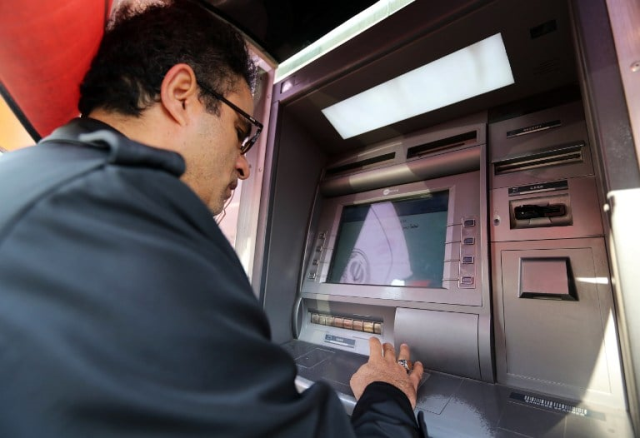 İran'a siber saldırı! Bankalar kilitlendi, ATM'ler çöktü