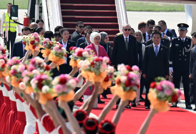 Dünyanın gözü bu zirvede! Cumhurbaşkanı Erdoğan Çin'e gitti