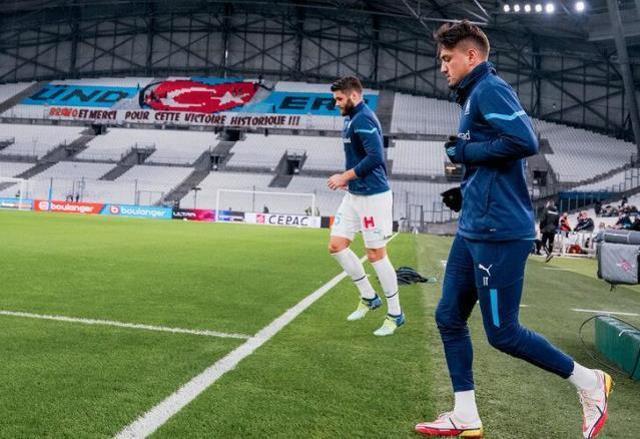 Bu kadarı da fazla artık Cengiz Ünder! Rakibi Burak Yılmaz bile hayranlıkla izledi