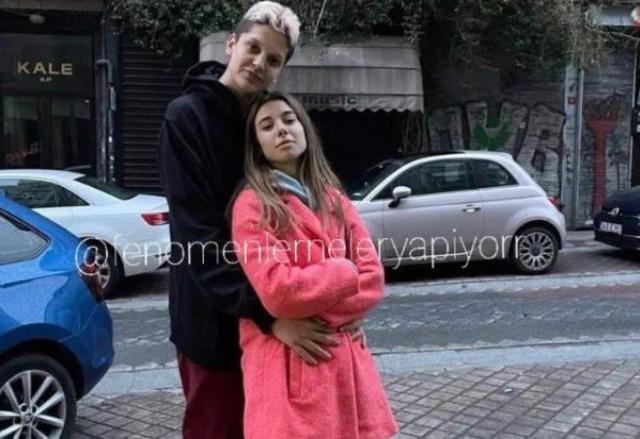 Ebrar Karakurt- İrem aşkıyla ilgili 'Bu normal mi?' diye eleştiride bulunan kadın, sosyal medyada linç edildi