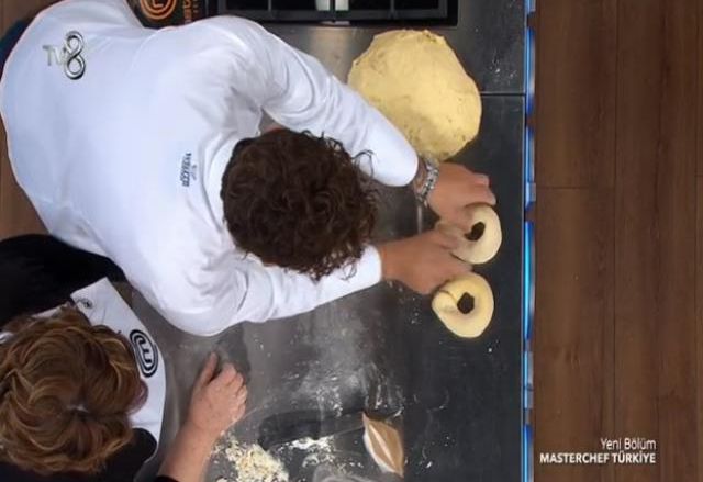 Graffe nedir, nasıl yapılır? İtalyan tatlısı Graffe nedir? Graffe ve donut aynı şey mi? Graffe tatlı tarifi!