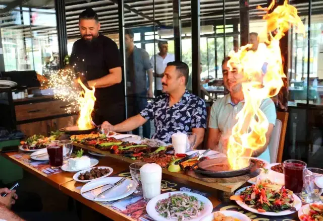 في أي مدينة يوجد أفضل كباب في تركيا؟ وقد اندلعت المناقشة مرة أخرى