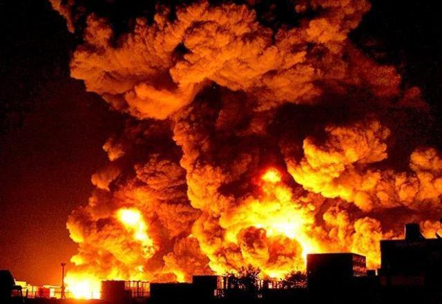 Son Dakika! Savaşın 9. gününde Rusya, Zaporijya Nükleer Santrali'ni vurdu