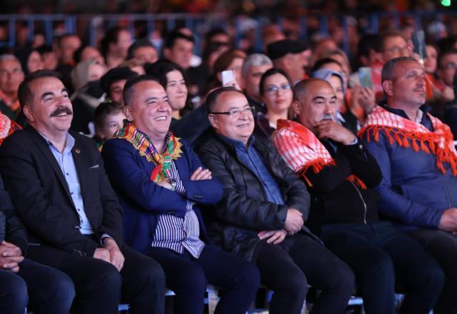 CHP'li belediyenin festivaline neden katılmadı? Kılıçdaroğlu, Fettah Tamince'nin sponsorluğundan rahatsızlık duymuş