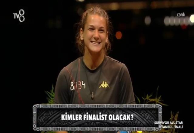 Survivor 2022 büyük finale kimler çıktı? Finaldeki iki isim kim oldu? NİSA mı BATUHAN mı ADEM mi? Hangi isimler büyük finale çıktı?