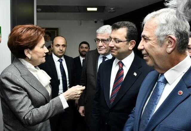 Meral Akşener'in 6'lı Masa'nın toplantısına geldiği an!