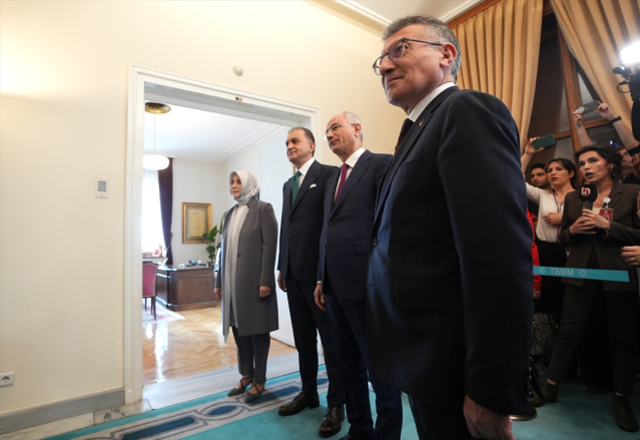 AK Parti ile DEM Parti heyeti arasında 2 saat süren görüşme: Dostane bir sohbet oldu