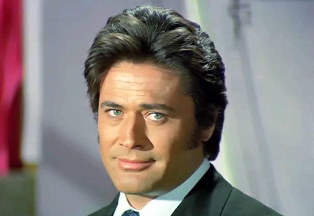 Kara Murat, Malkoçoğlu, Öğretmen Kemal! İşte 3 neslin kahramanının unutulmaz kareleri