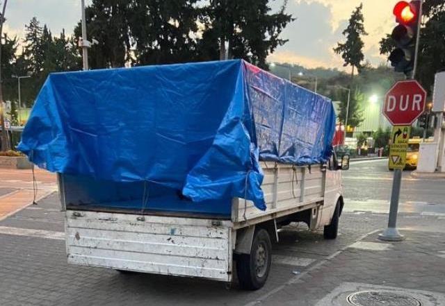 Avrupa'ya geldikleri hayaliyle indiler, polise yakalandılar