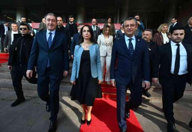 DEM Parti'den CHP ile yerel seçimde iş birliği açıklaması: Arkadaşlarımız şehirleri çalışacak