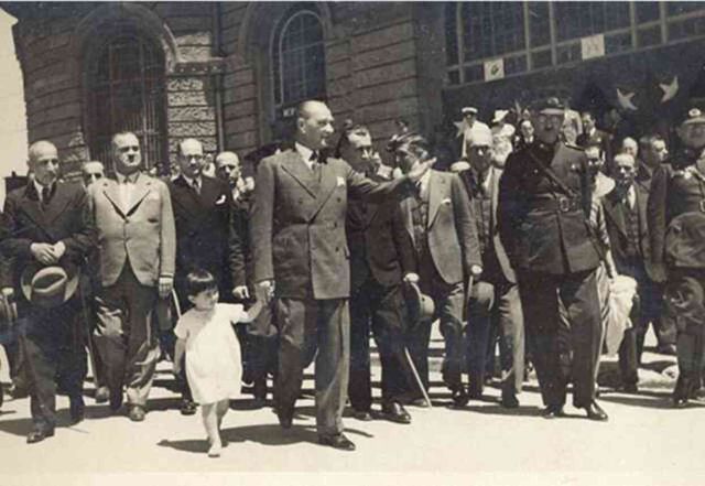 Her biri özenle saklanıyor: TBMM arşivinden ilk 23 Nisan kutlamaları