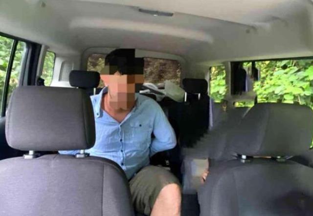 Arkadaşını bıçaklayarak öldürdü, kılık değiştirip kaçarken yakalandı