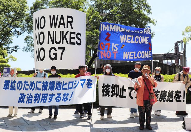 Japonya'da G7 Karşıtı Protesto Düzenlendi