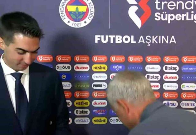 Kimse ne yapmak istediğini anlayamadı! Mourinho'dan herkesi şaşkına çeviren hareket