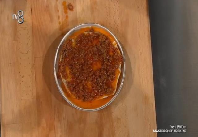 Masterchef 2022 Ebru Üstün kimdir? Kaç yaşında, nereli, mesleği ne?