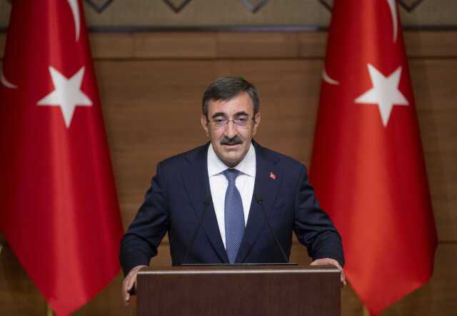 Son Dakika: Orta Vadeli Program açıklandı! İşte hükümetin yıl sonu dolar ve enflasyon tahmini