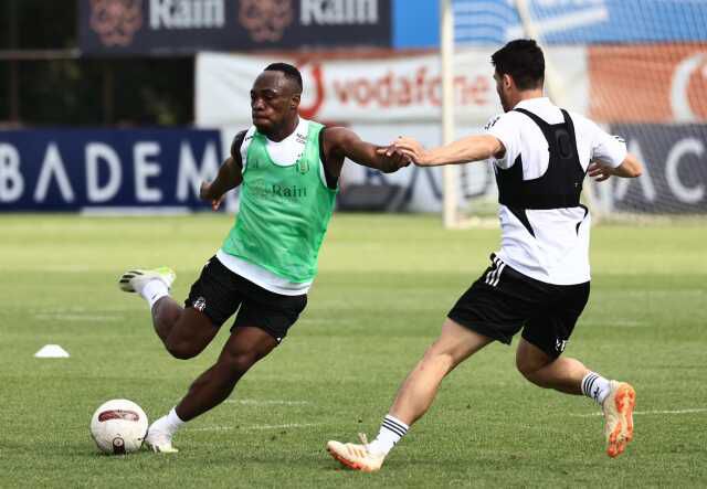 Beşiktaş, İstanbulspor maçına Burak Yılmaz yönetiminde çıkmaya hazırlanıyor