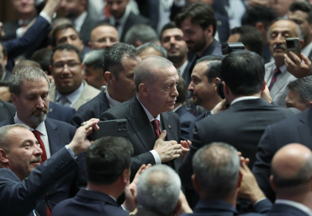 Cumhurbaşkanı Erdoğan'dan salonu ayağa kaldıran sözler: Şehirlerinize döndüğünüzde...