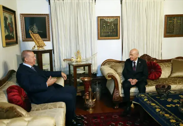 Erdoğan ve Bahçeli görüşme görüntüsü