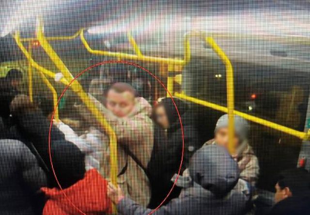 Oyuncak silahla kuyumcu soymaya çalıştı, daha ilk hamlede korkup kaçtı